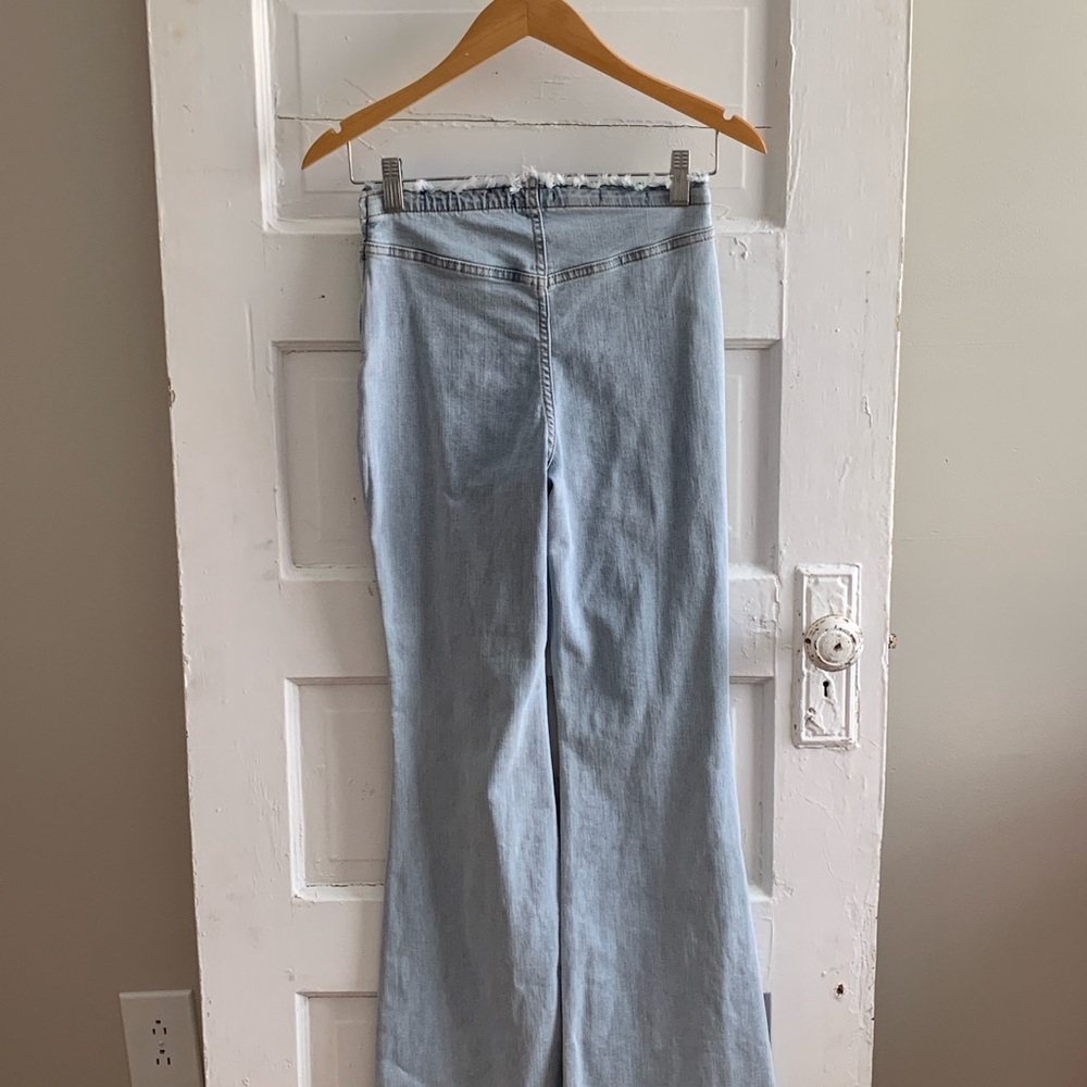Light Blue Ruched Denim Jeans - Picture 4 of 6